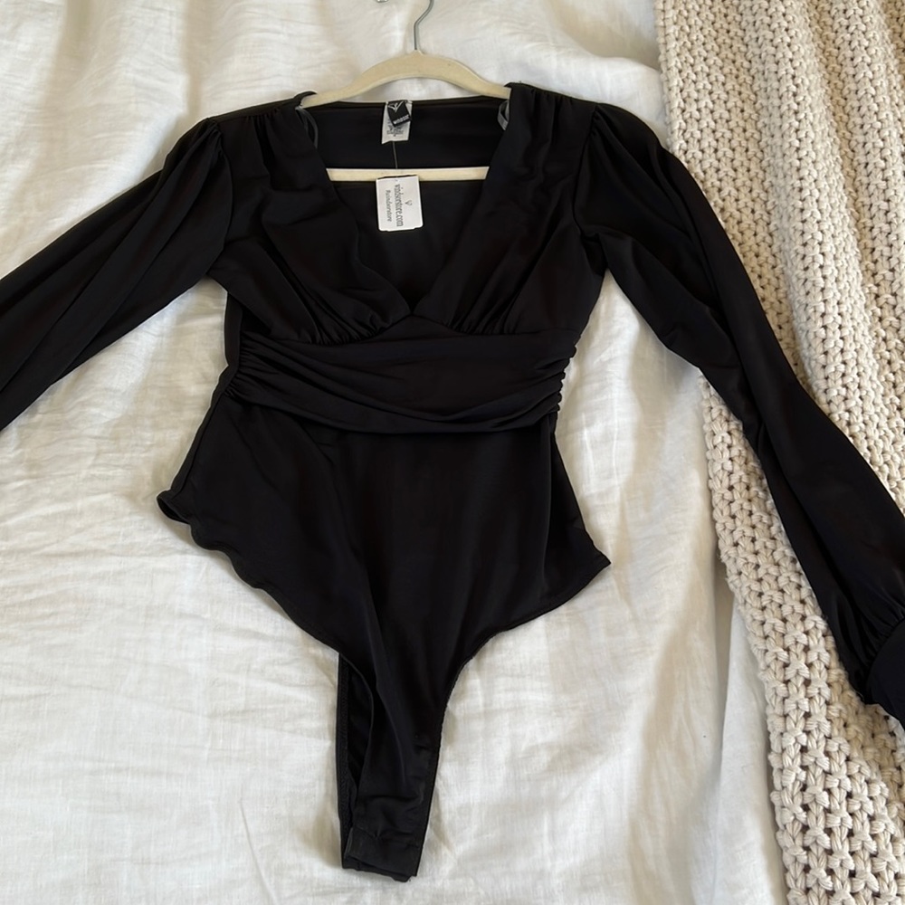 Windsor Black Longsleeve bodysuit